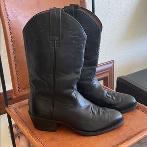 Black Leather Ariat Boots